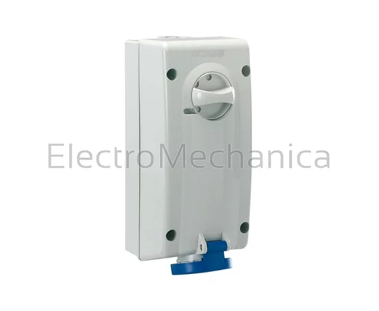 32A 3P+N+E IP54 SURF SWTH SOCKET