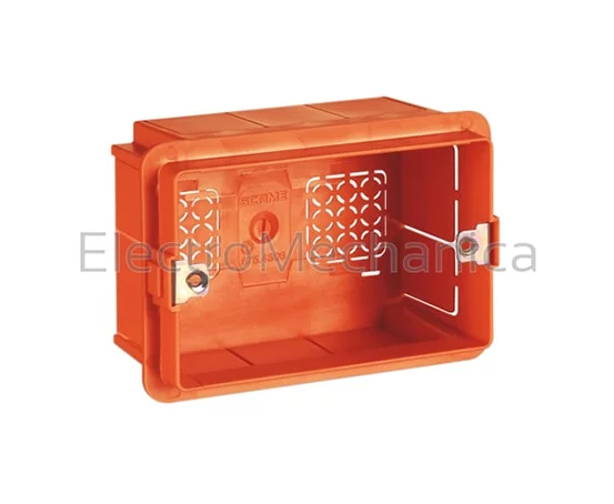 3GANG WALL BOX  FLUSH MNT HOUSING