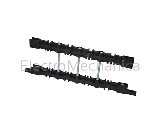 4P BUSBAR SUPP 5/10mm BARS (2pcs)