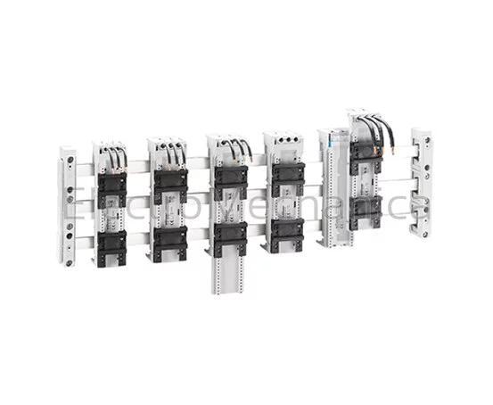 BUSBAR MNT ADAPT 1RAIL 10mm2 63A